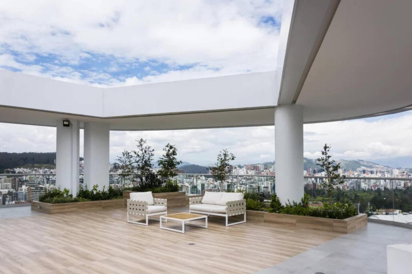One Apartments Quito Luaran gambar