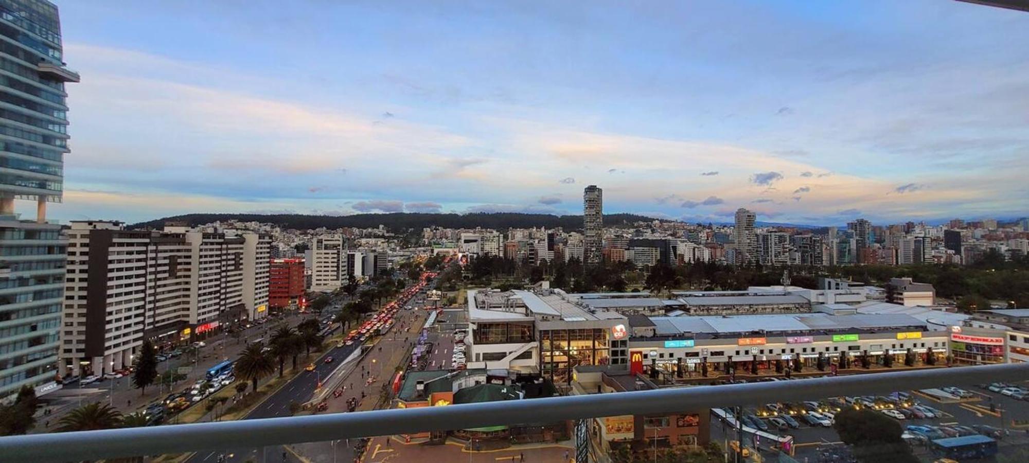 One Apartments Quito Luaran gambar